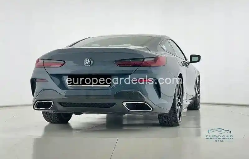 BMW 840