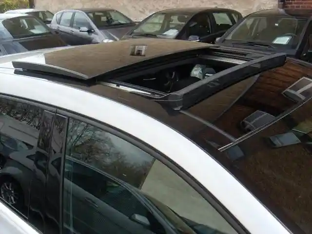 Mercedes-Benz B 220