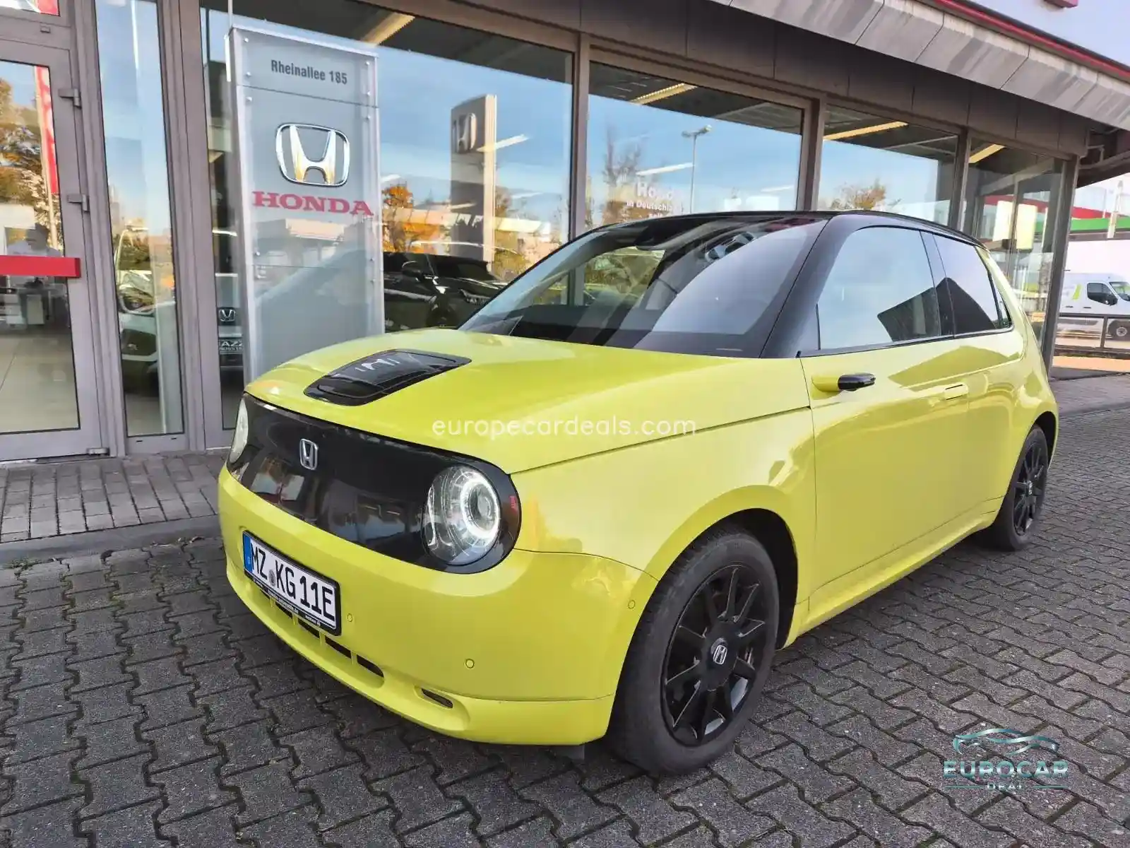 Honda e