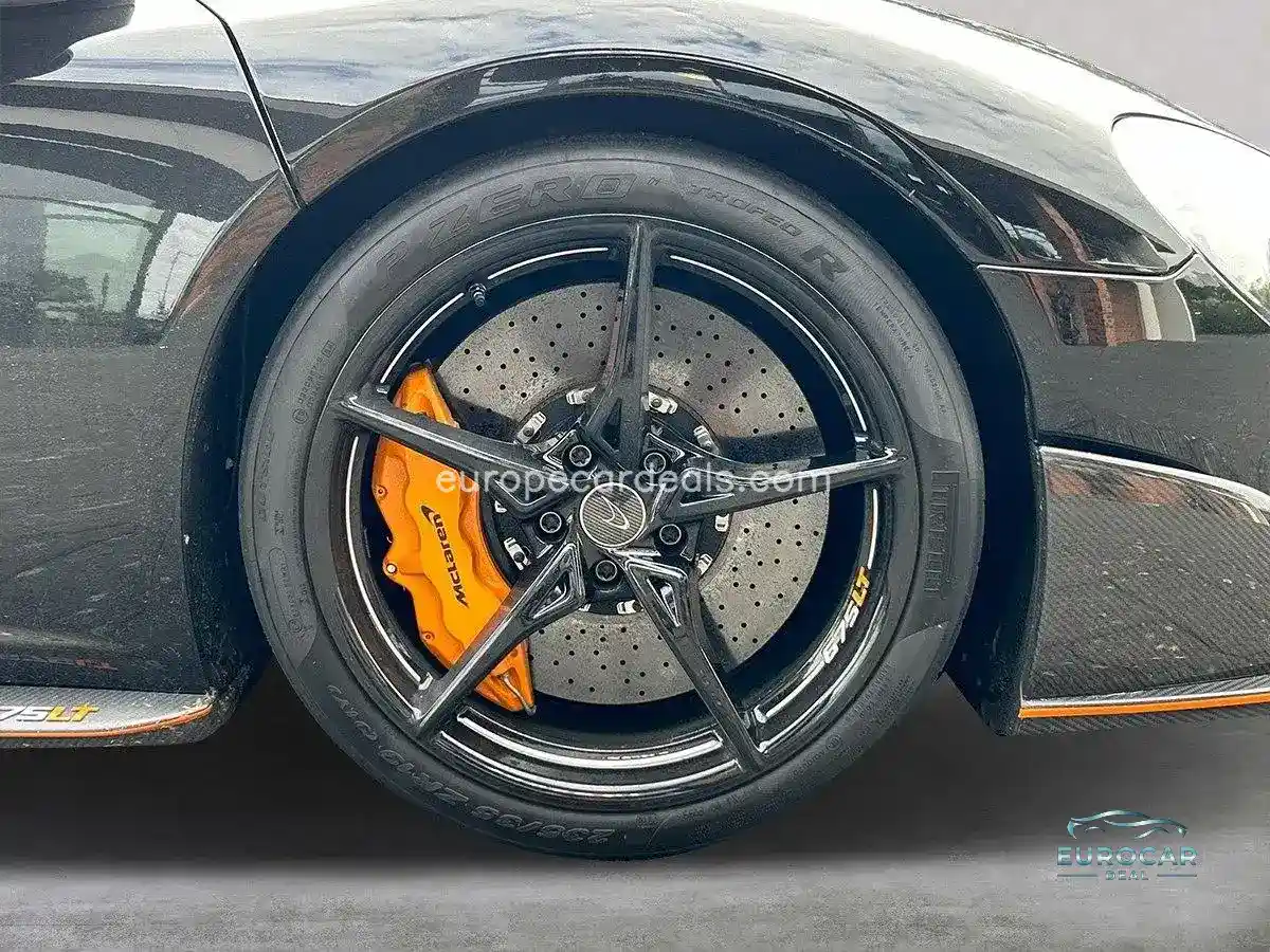 McLaren 675LT