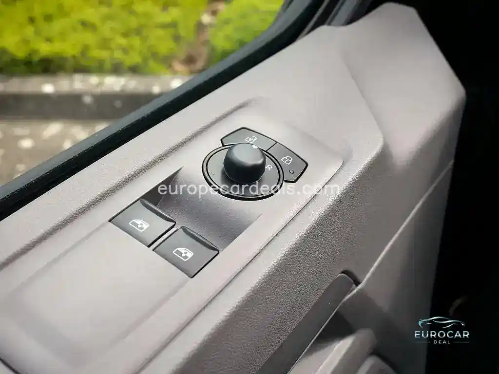 Volkswagen T7 Caravelle