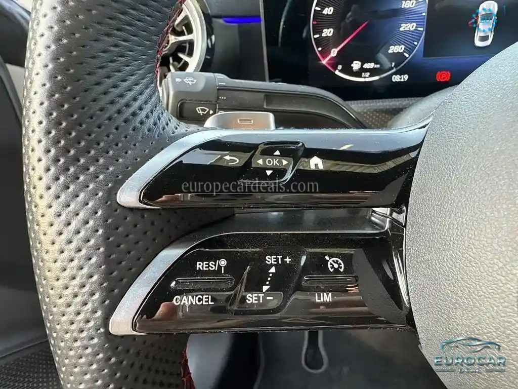 Mercedes-Benz CLA 220
