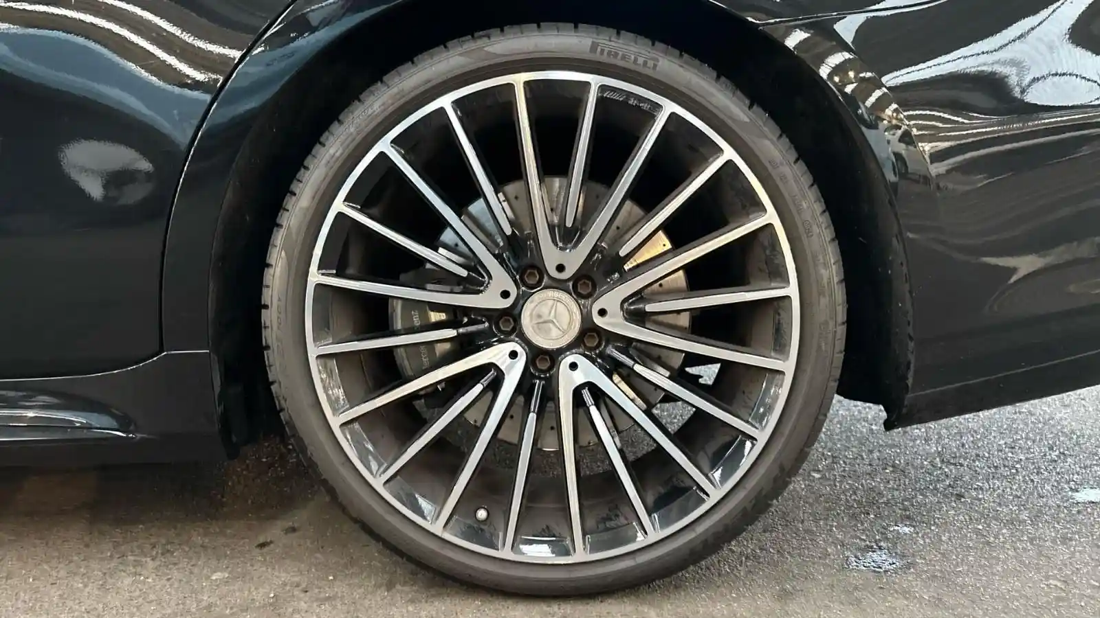 Mercedes-Benz S 400