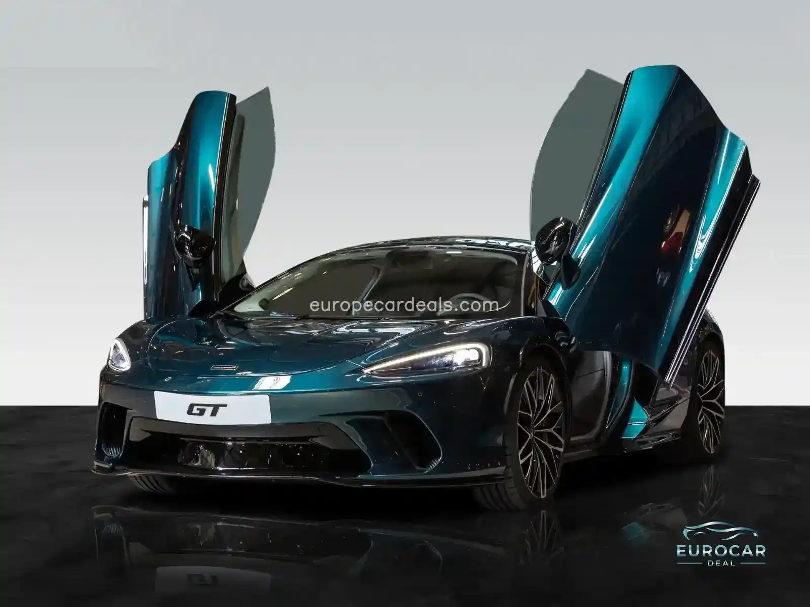 McLaren GT