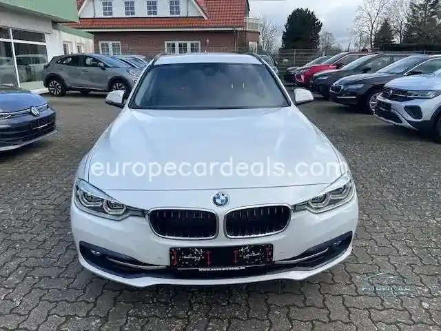 BMW 330