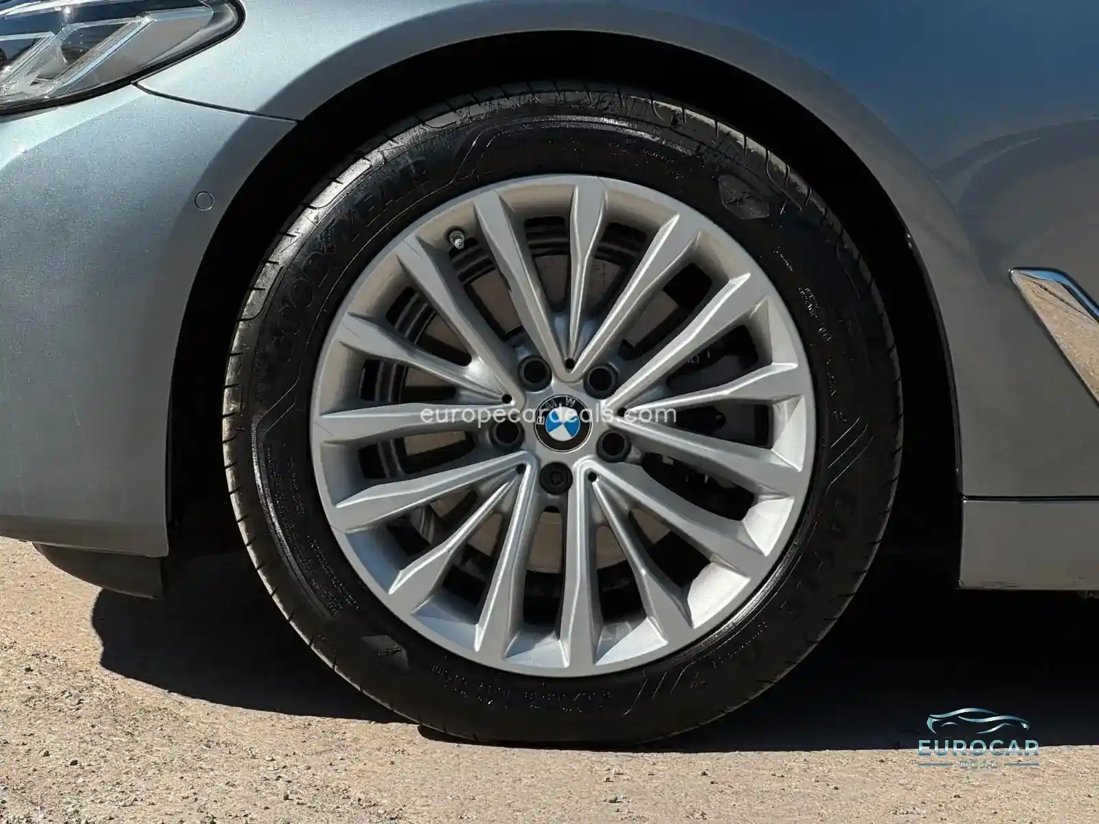 BMW 520