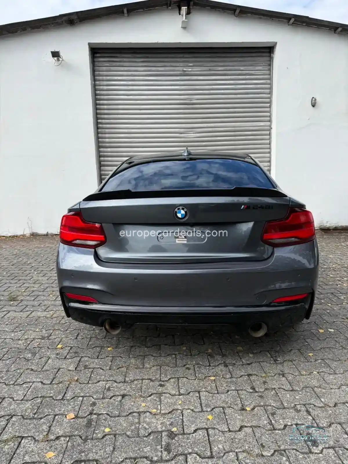 BMW M240i