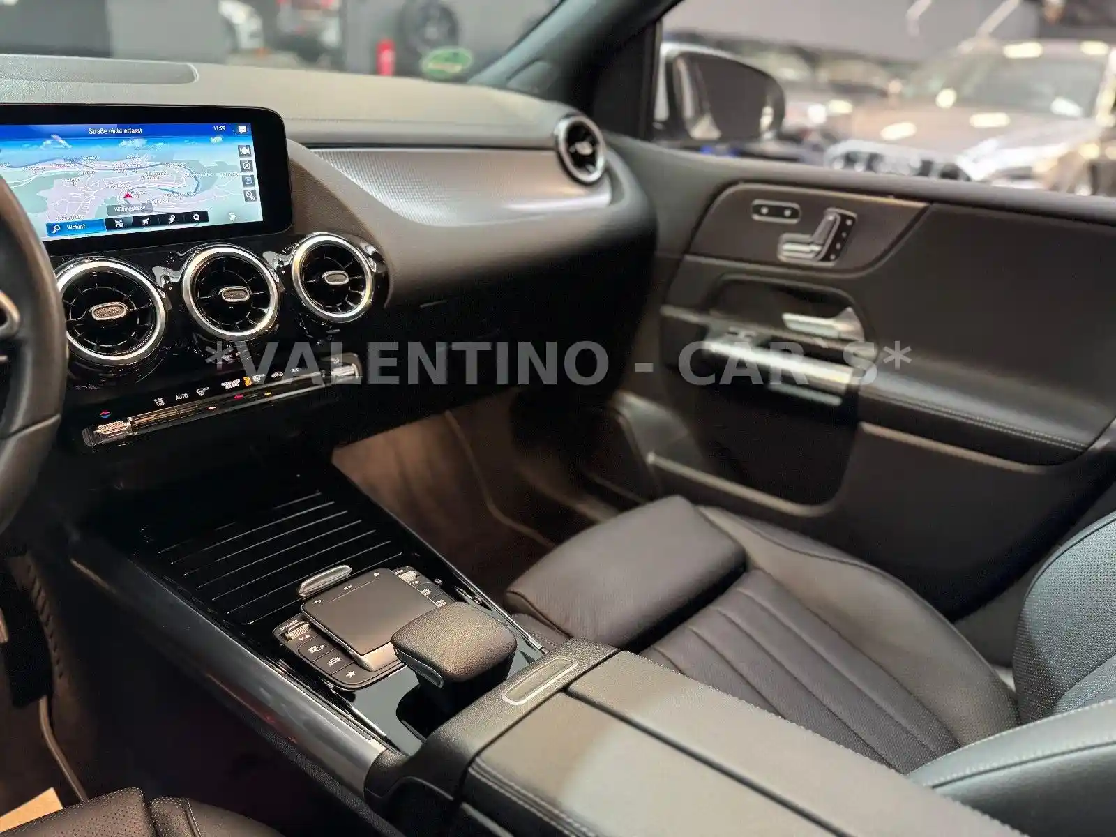 Mercedes-Benz B 220