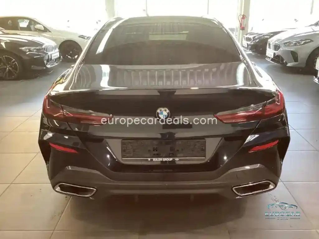 BMW 840