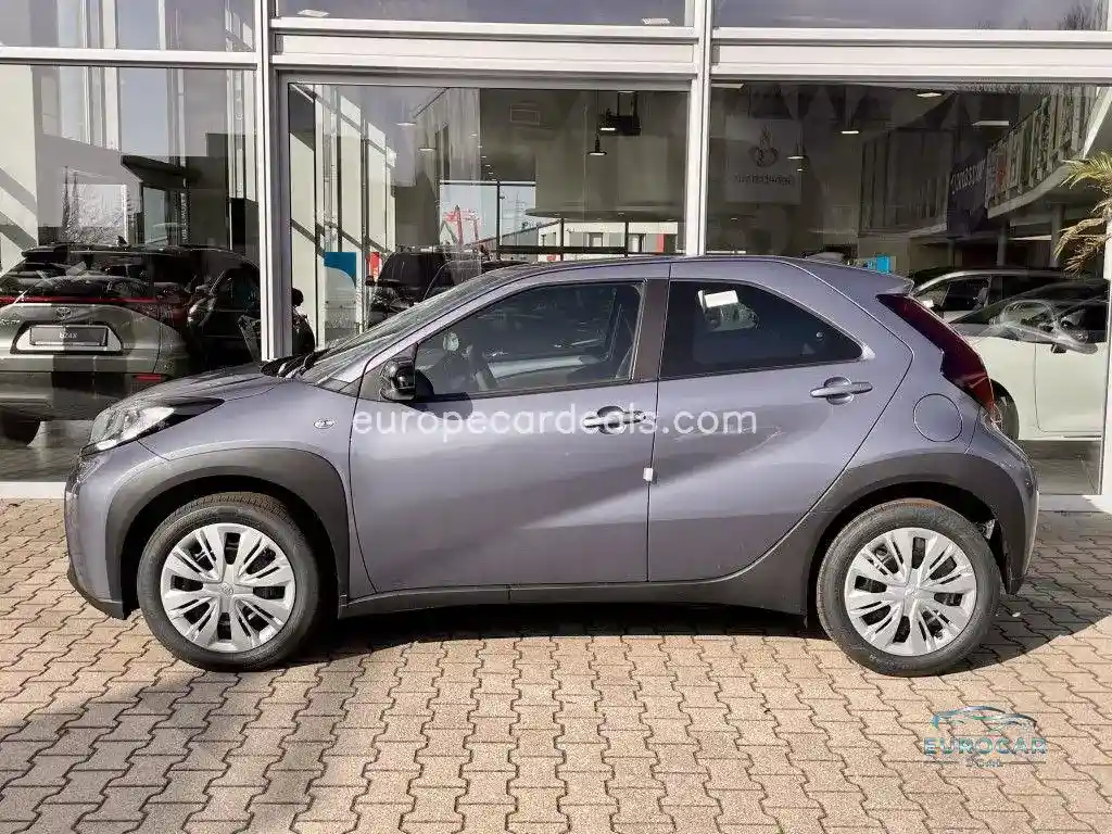 Toyota Aygo (X)