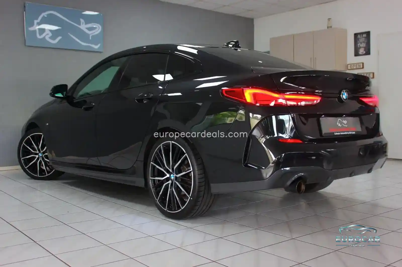 BMW 218