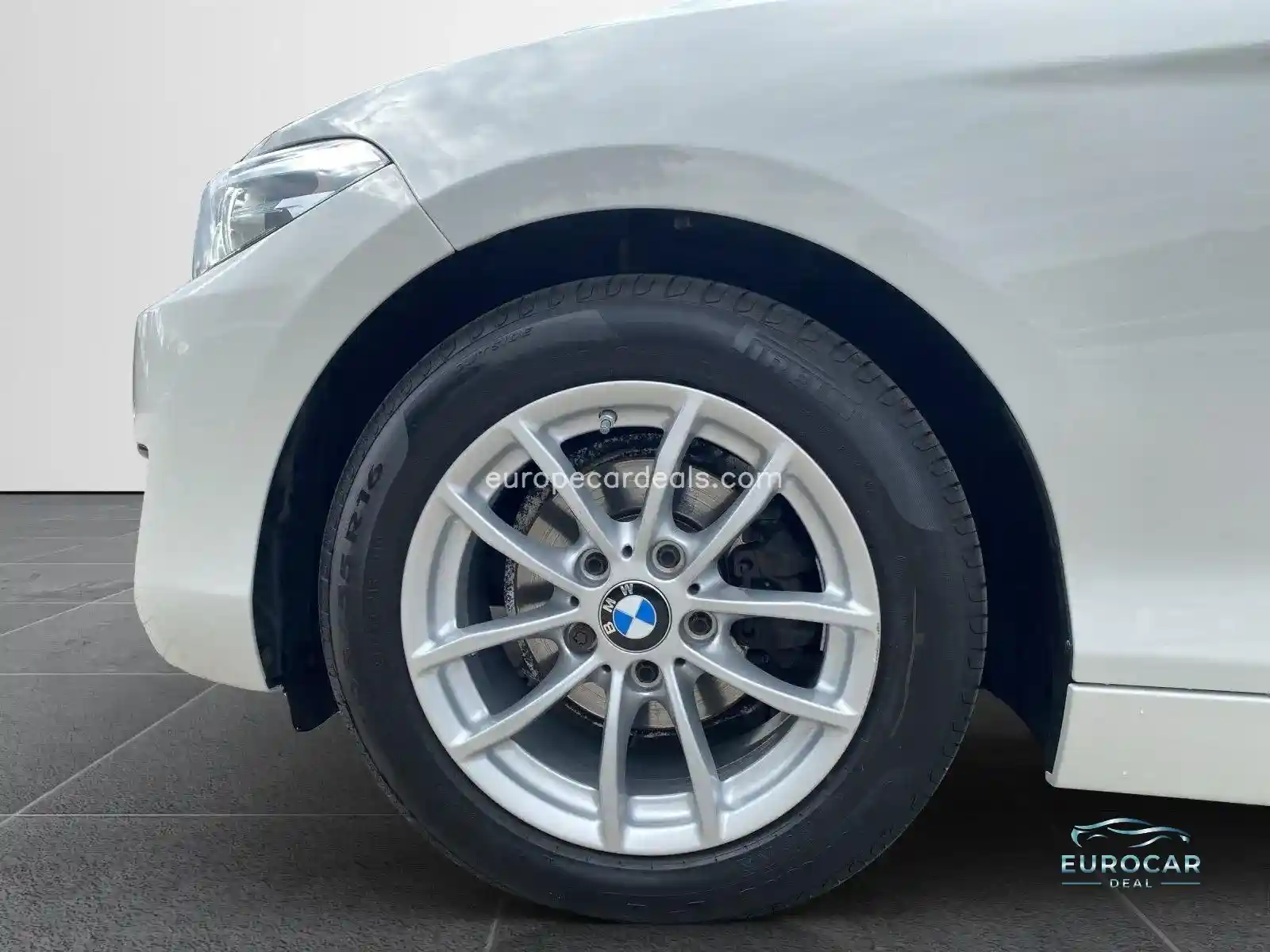 BMW 218