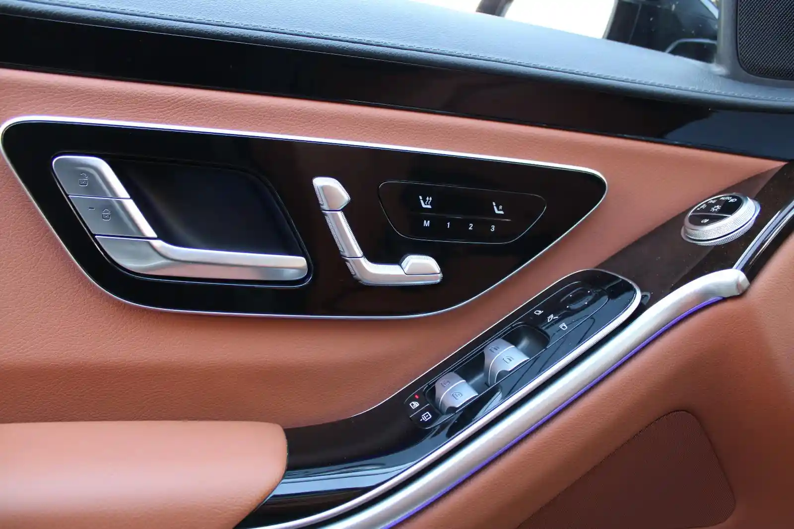 Mercedes-Benz S 400