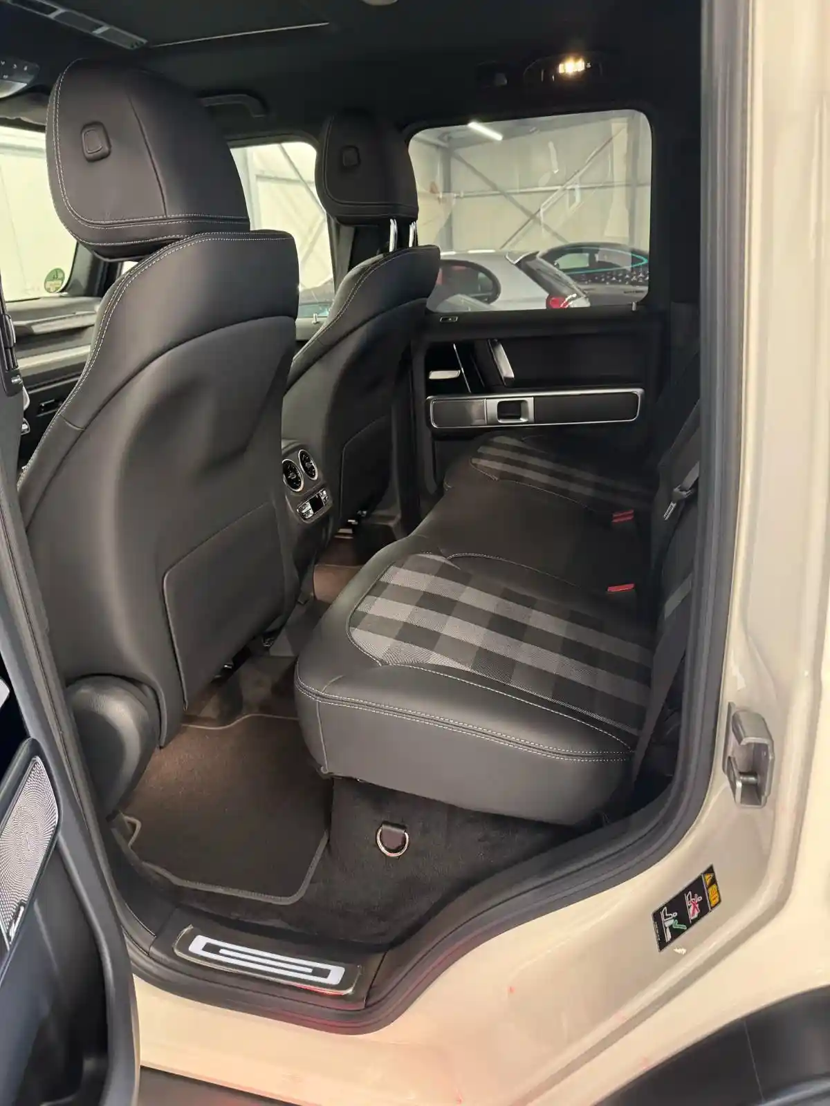 Mercedes-Benz G 450