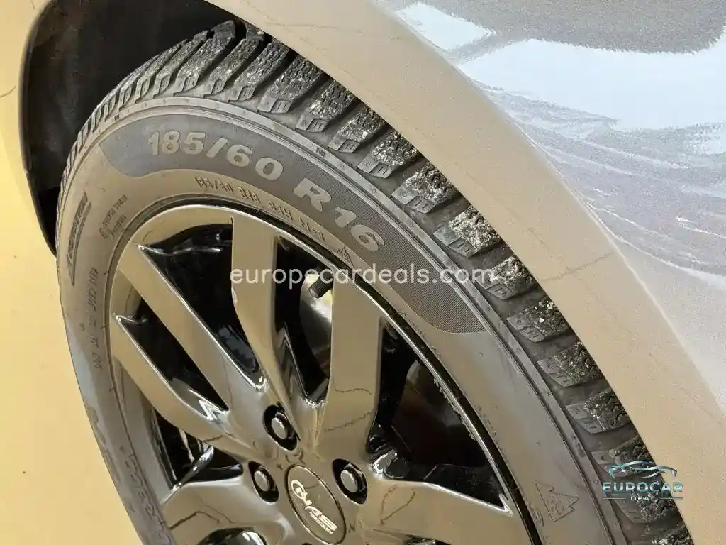 Honda e