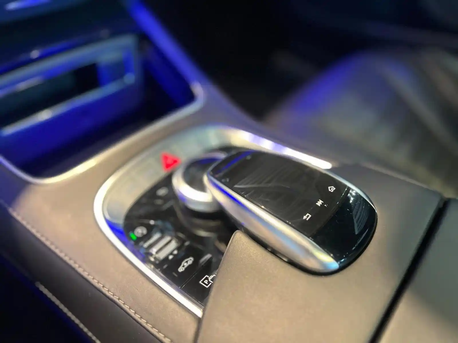 Mercedes-Benz S 400