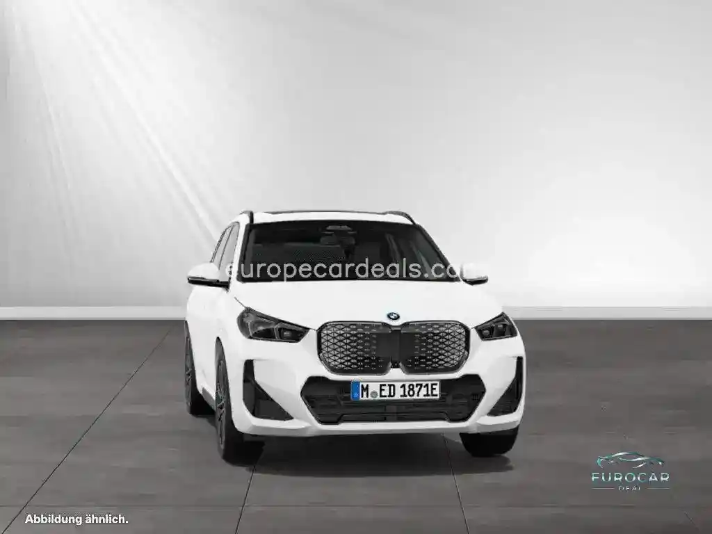 BMW iX1