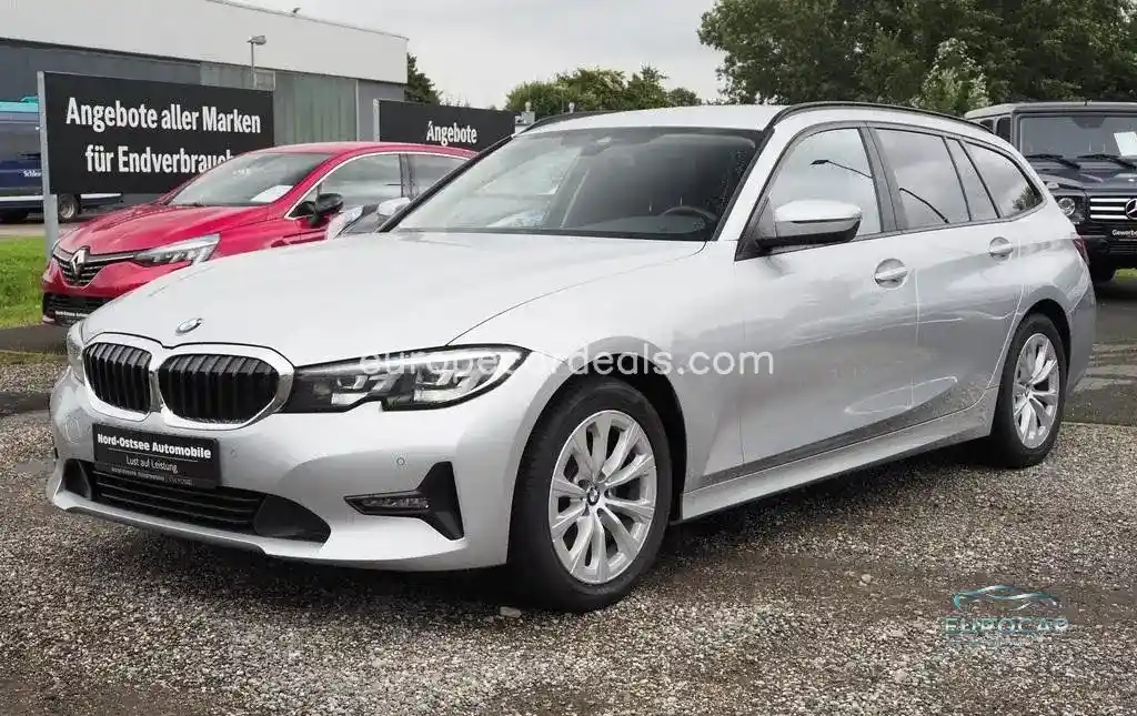 BMW 320