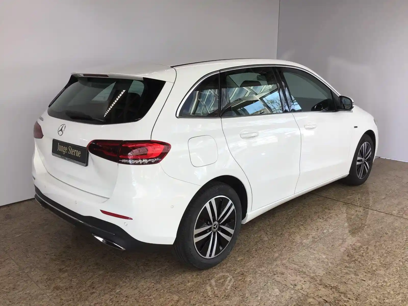 Mercedes-Benz B 250