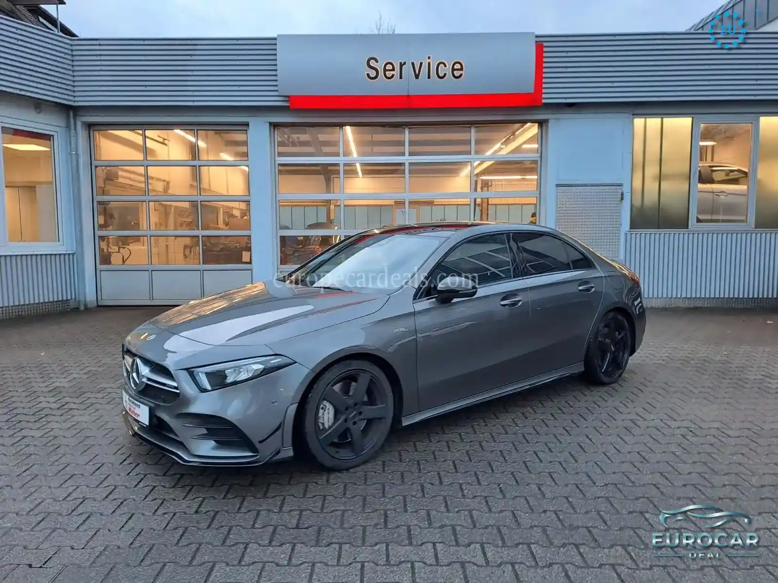 Mercedes-Benz A 35 AMG