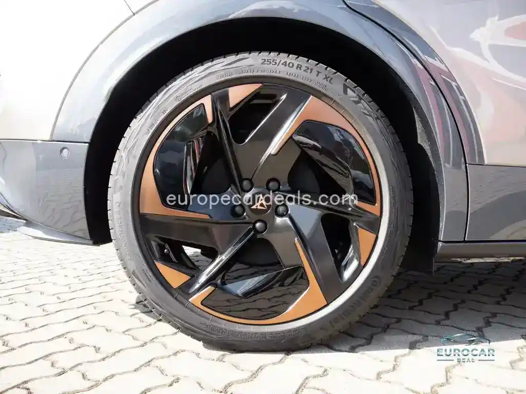 Cupra Tavascan