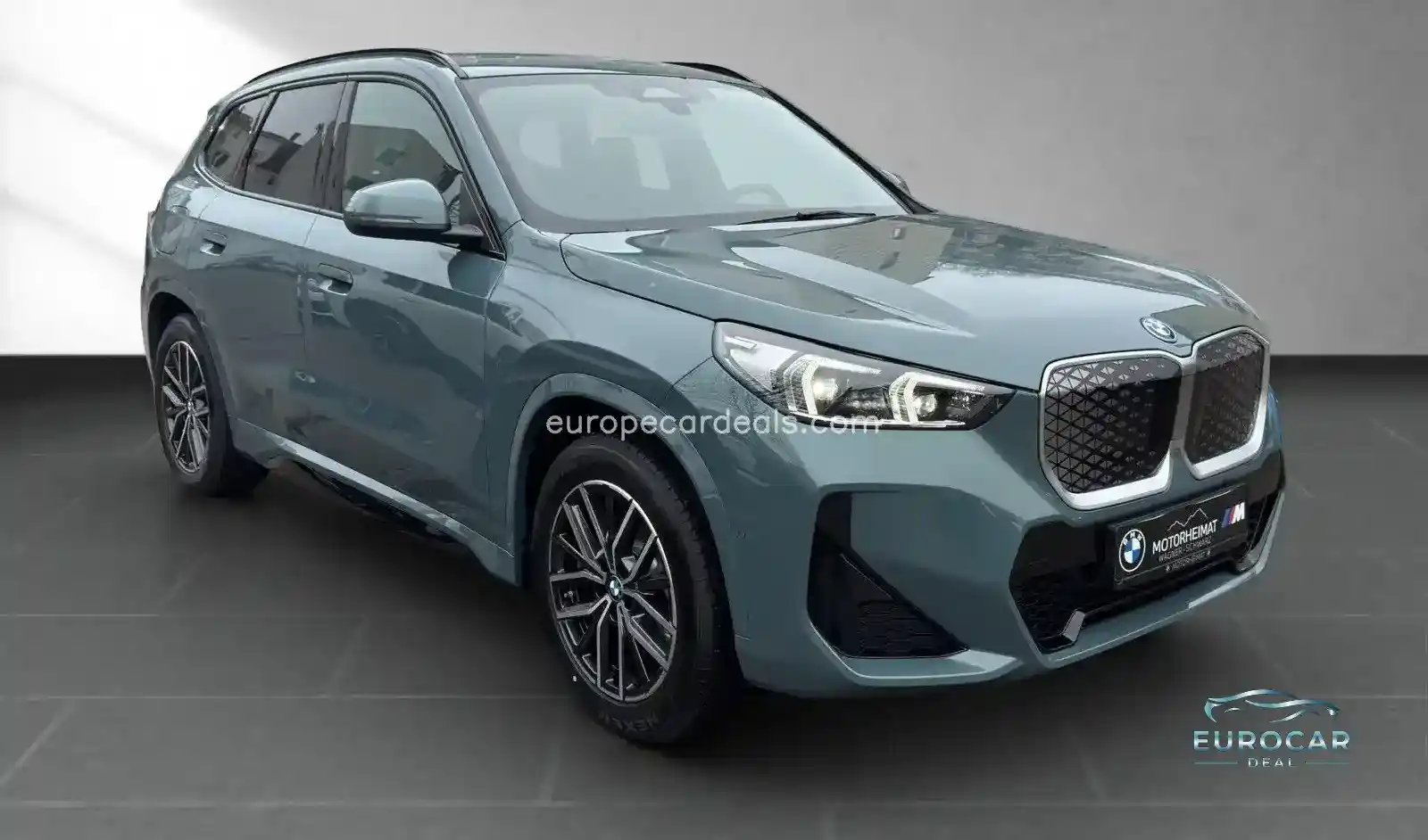 BMW iX1