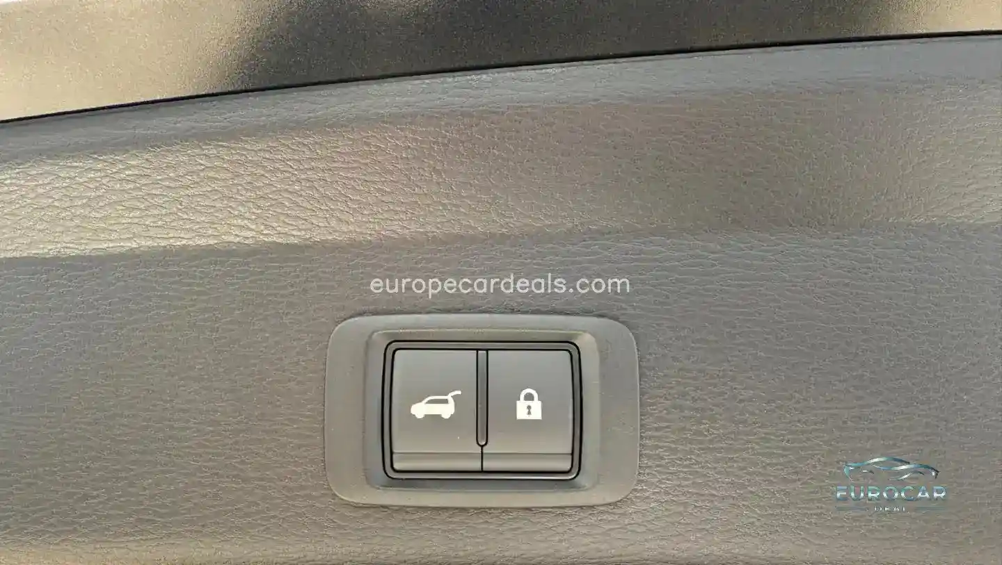 Mitsubishi Plug-in Hybrid Outlander