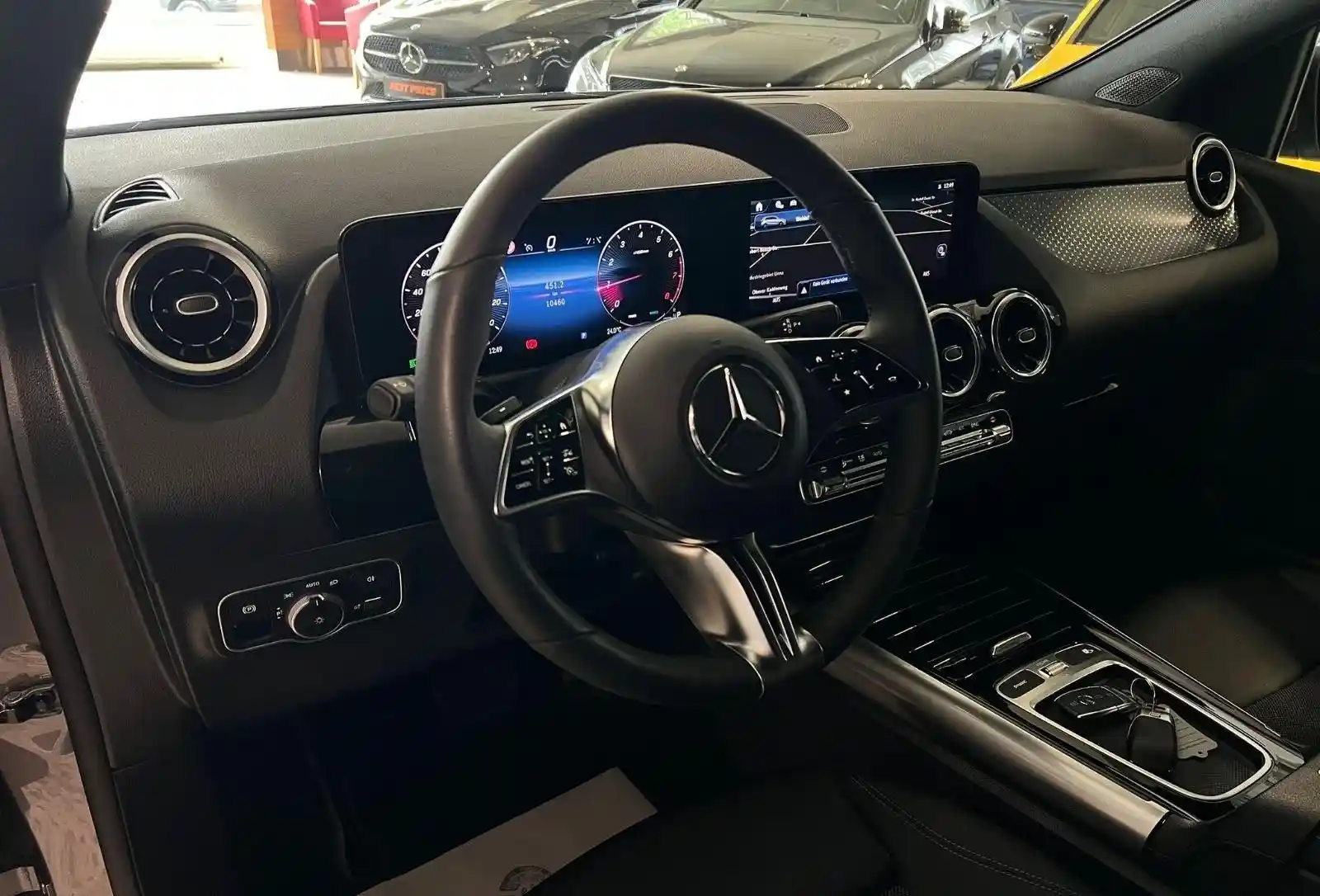 Mercedes-Benz B 200