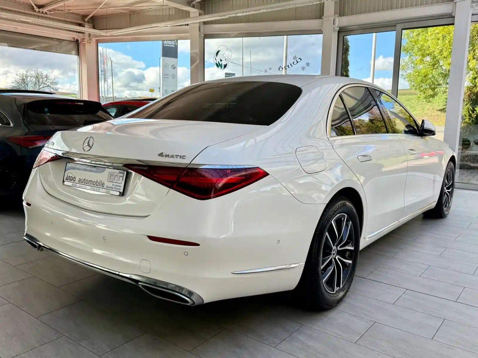 Mercedes-Benz S 400