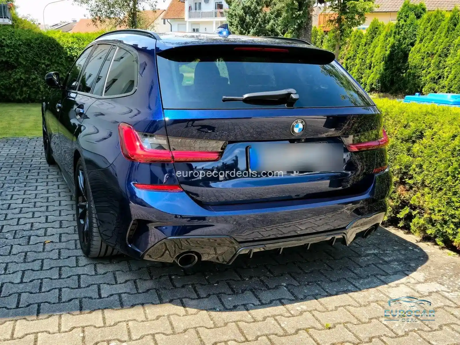BMW 330