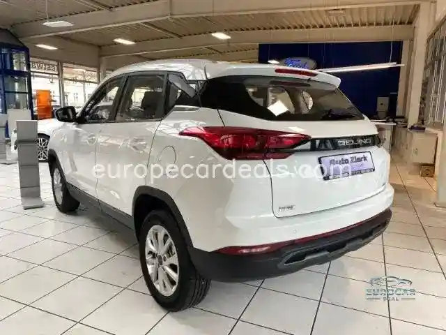 BAIC Senova X35