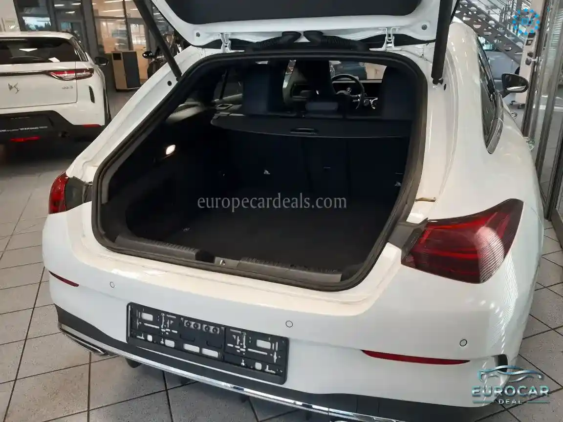 Mercedes-Benz CLA 200 Shooting Brake