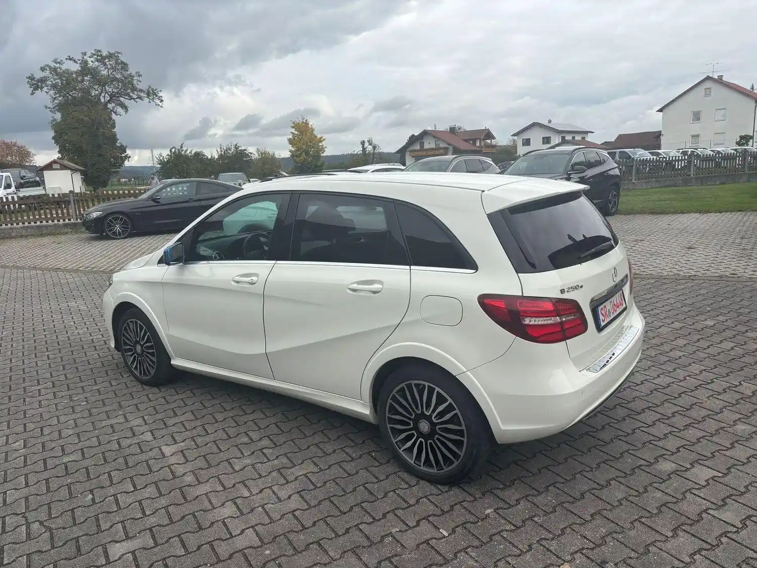 Mercedes-Benz B 250