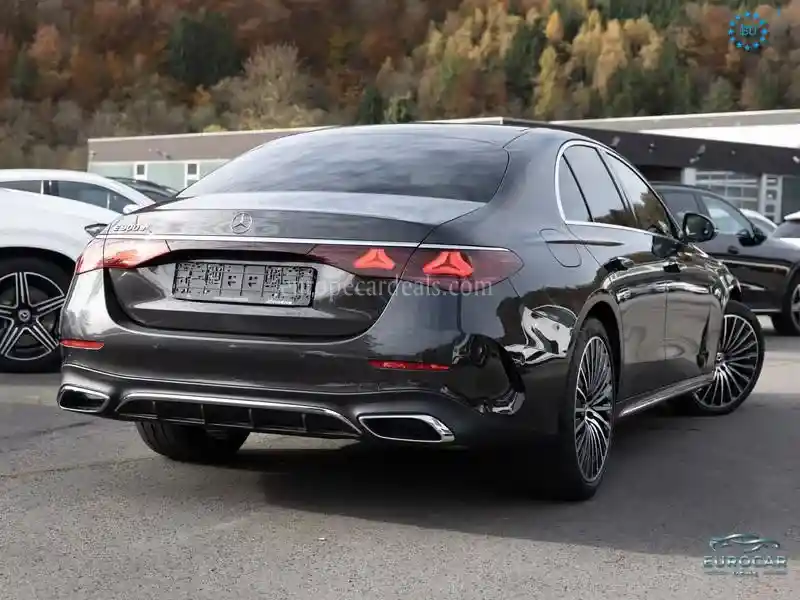 Mercedes-Benz E 300