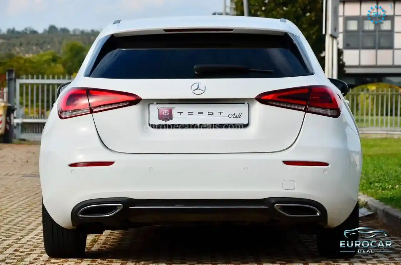 Mercedes-Benz A 180