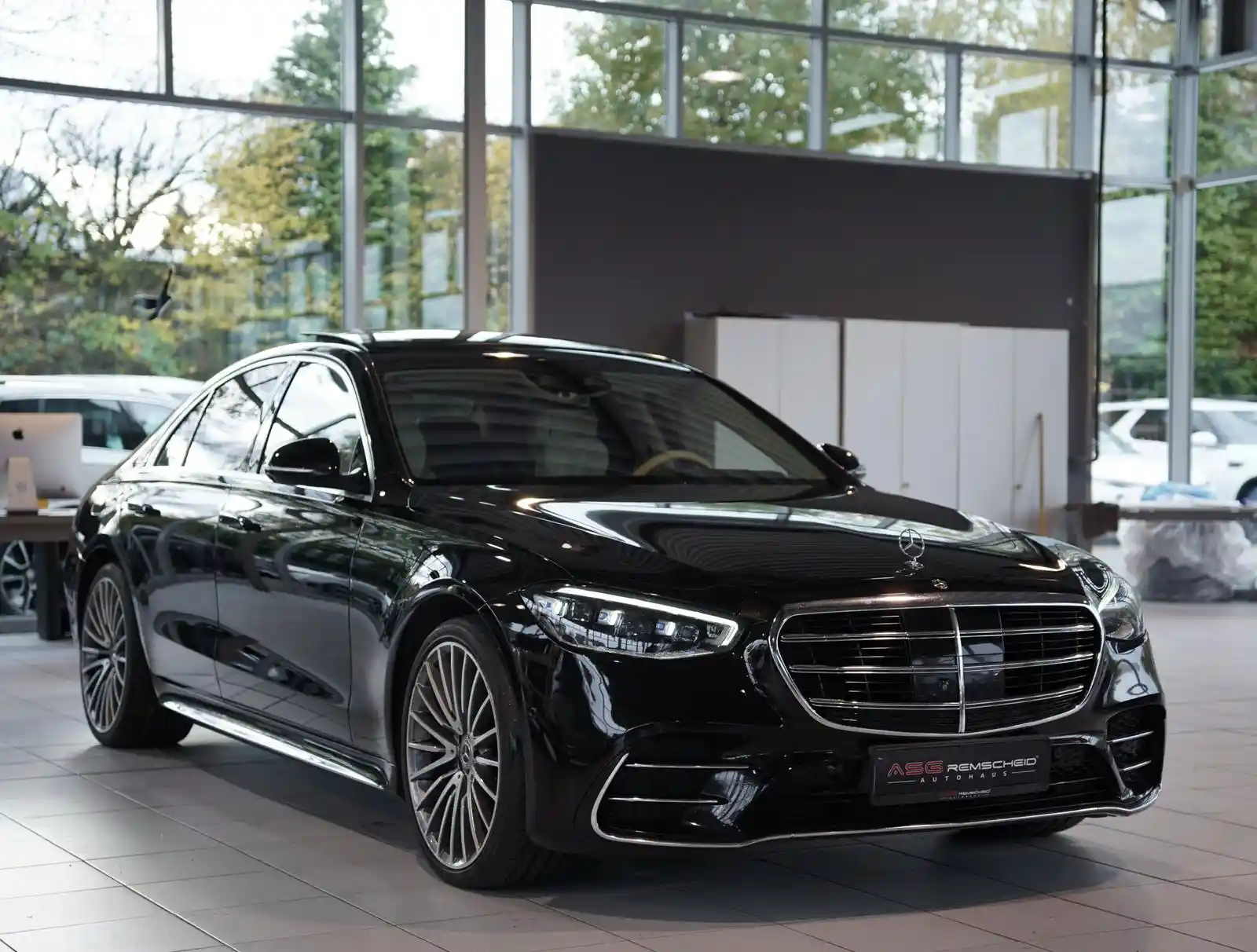 Mercedes-Benz S 400
