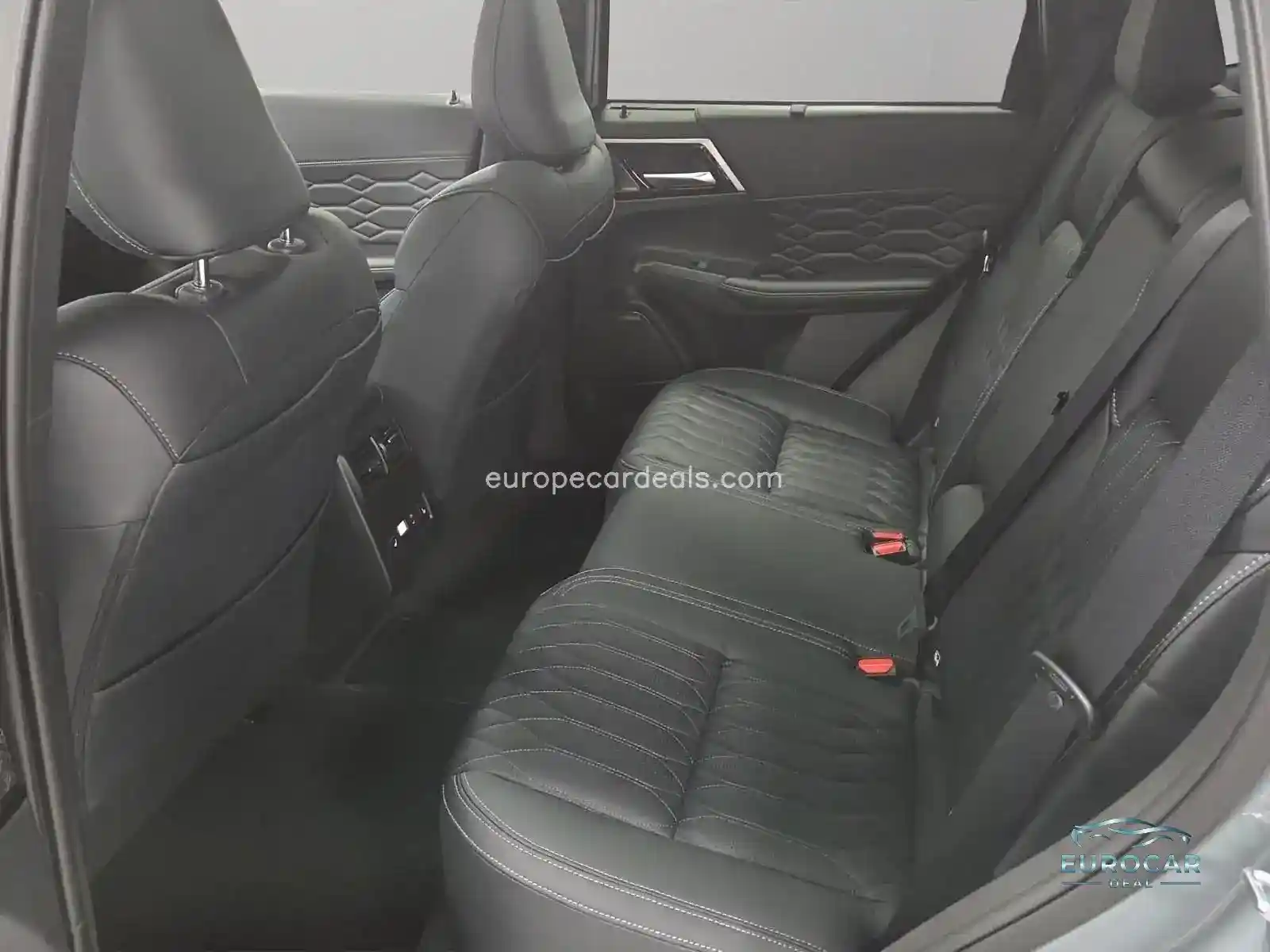 Mitsubishi Plug-in Hybrid Outlander