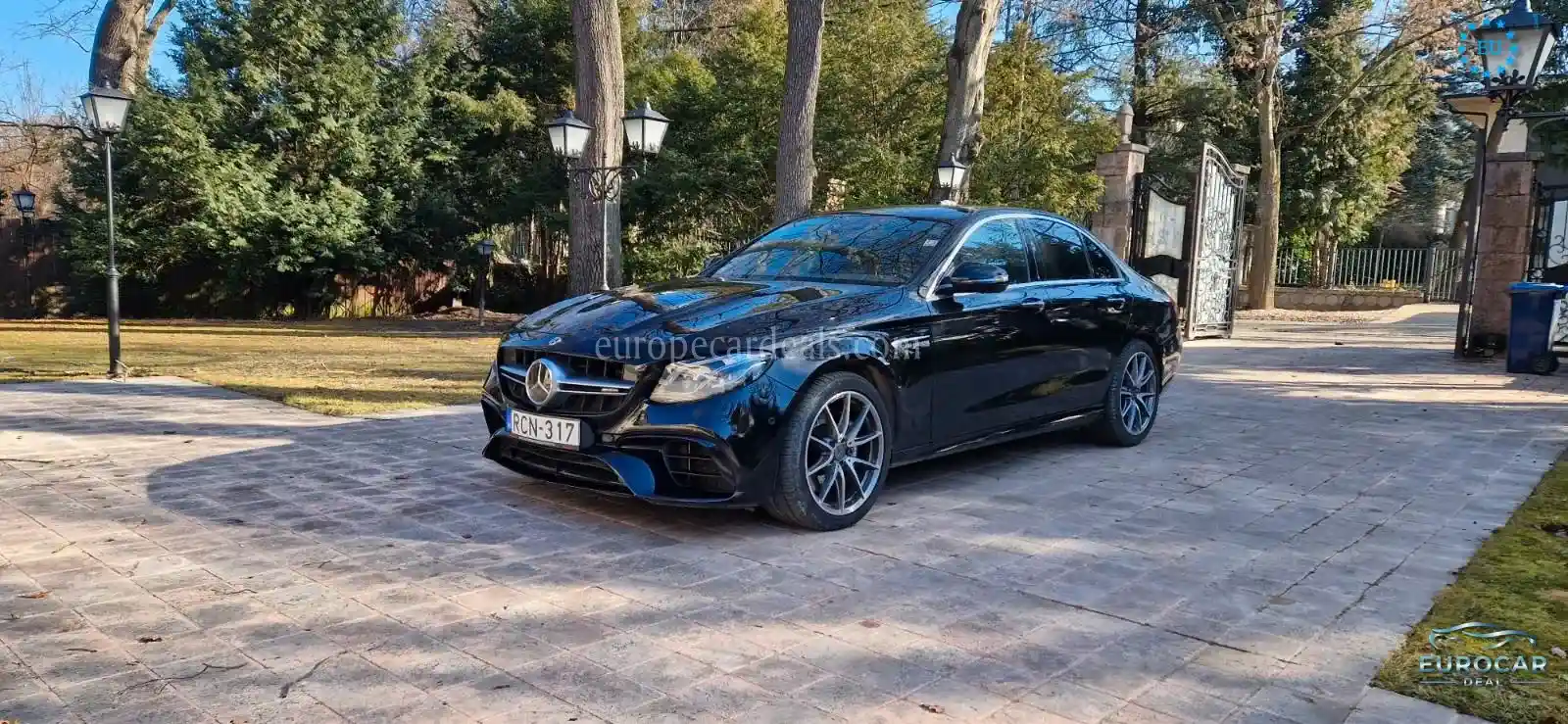 Mercedes-Benz E 63 AMG
