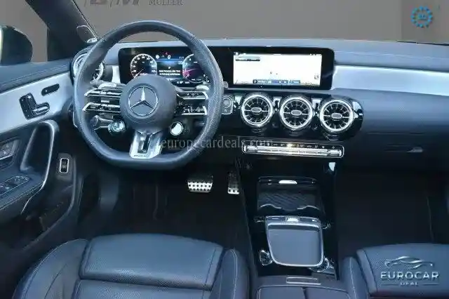 Mercedes-Benz CLA 35 AMG Shooting Brake