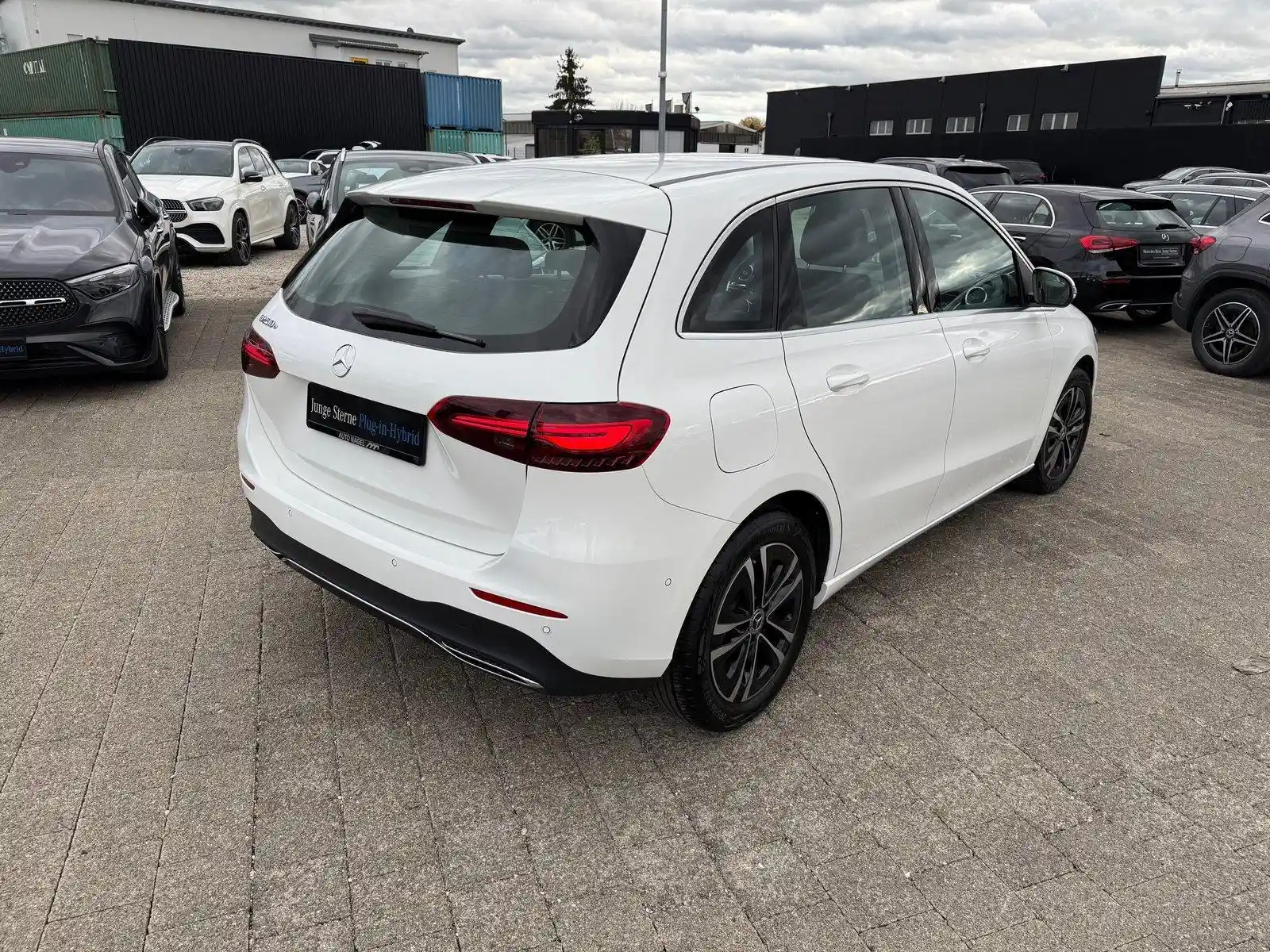 Mercedes-Benz B 250