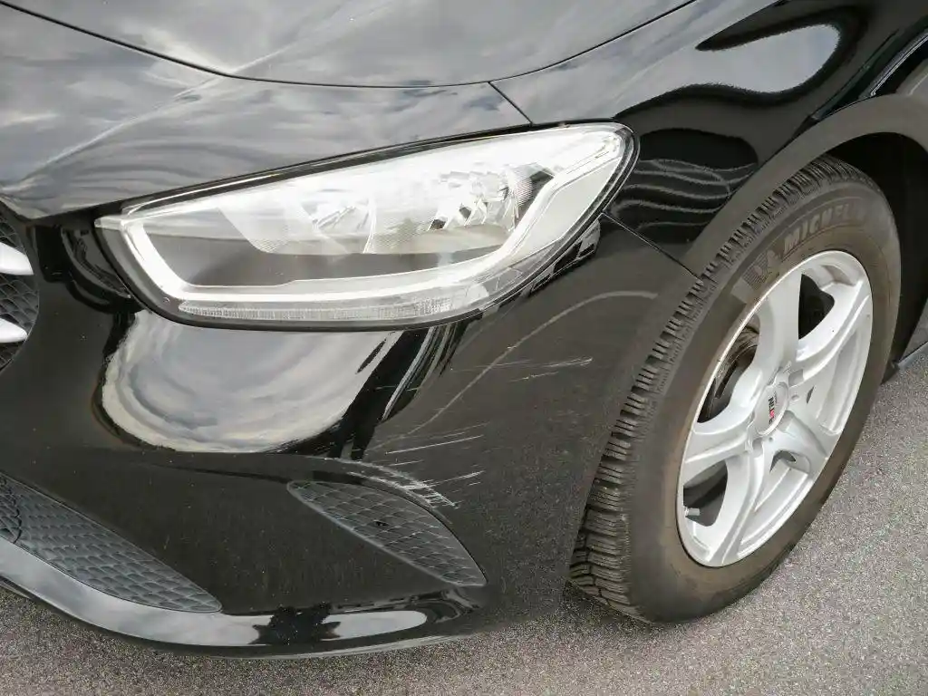 Mercedes-Benz B 160