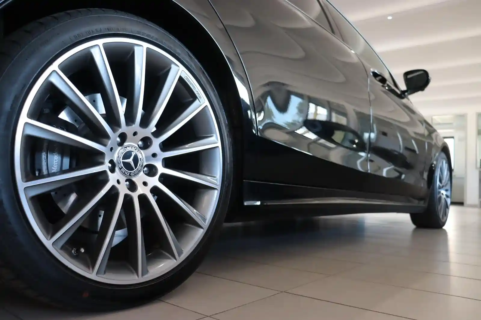 Mercedes-Benz S 400