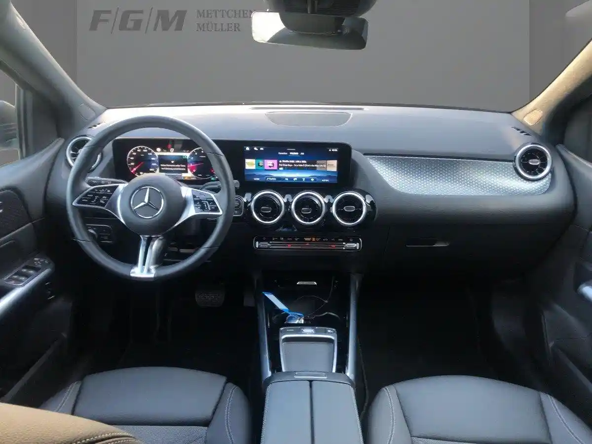 Mercedes-Benz B 250