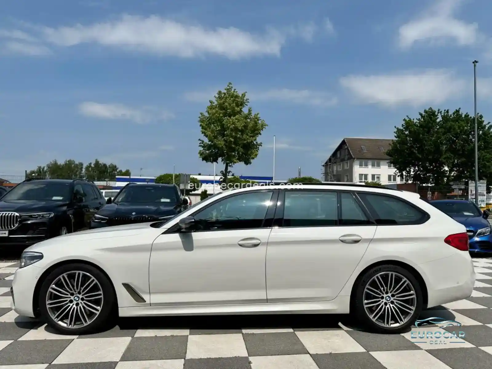 BMW M550