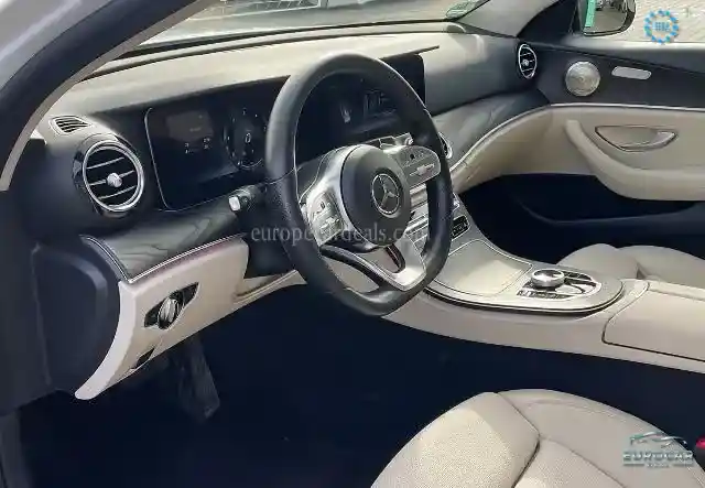 Mercedes-Benz E 400