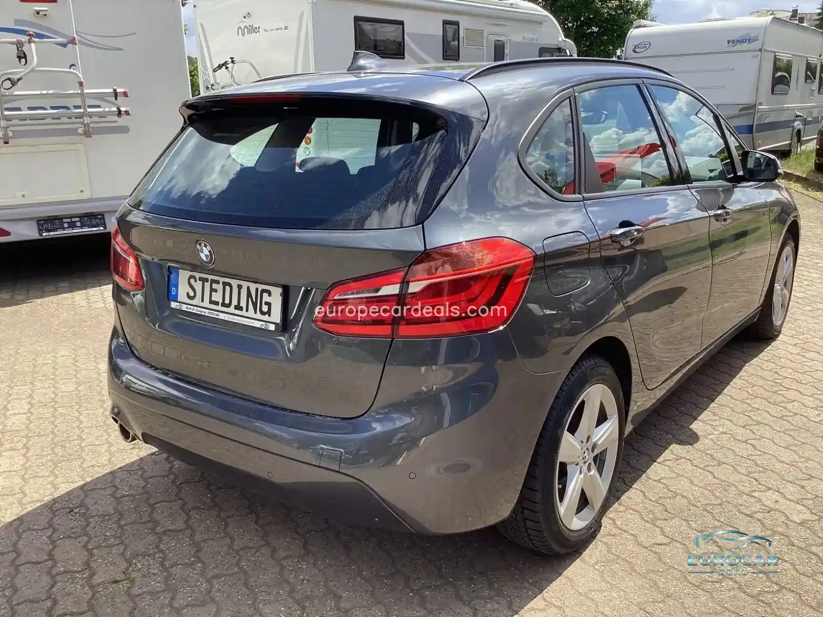 BMW 216