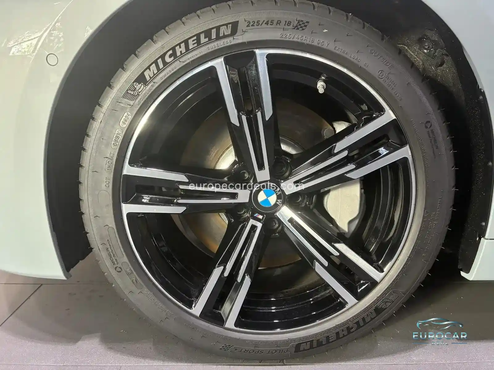 BMW 230