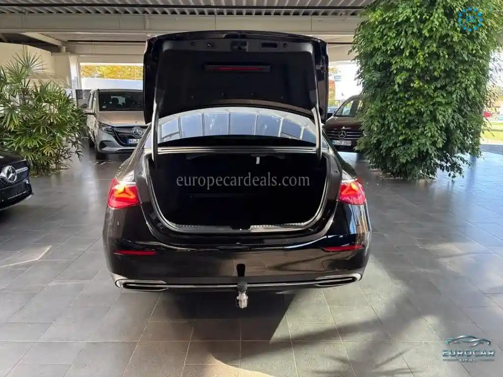 Mercedes-Benz E 200