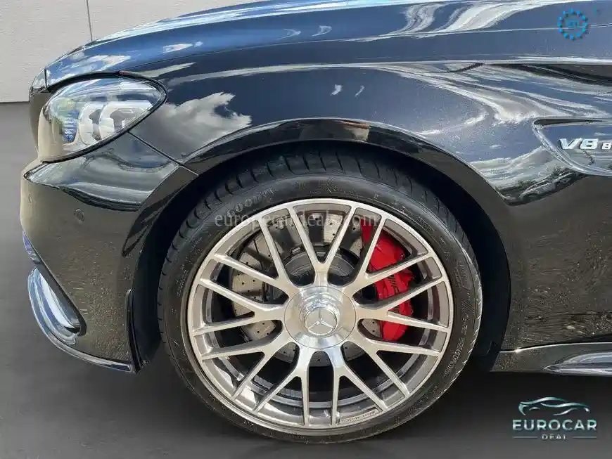 Mercedes-Benz C 63 AMG