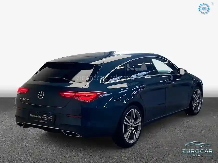 Mercedes-Benz CLA 200 Shooting Brake